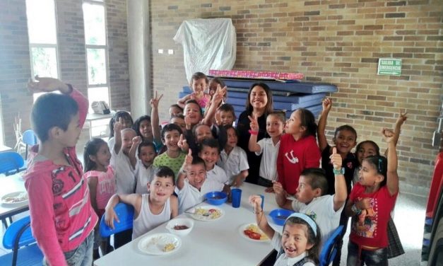 EL PROGRAMA DE ALIMENTACIÓN ESCOLAR DE CALDAS LOGRÓ CALIFICACIÓN DEL 99% Y SE RATIFICA COMO EJEMPLO EN EL PAÍS. MINISTERIO DE EDUCACIÓN LO DESTACA POR LA ÓPTIMA PRESTACIÓN DEL SERVICIO