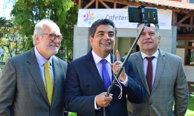 CALDAS, QUINDÍO Y RISARALDA VUELVEN A ESTAR UNIDOS. POR UNANIMIDAD, LA COMISIÓN DE ORDENAMIENTO TERRITORIAL DEL SENADO LE DIJO SÍ A LA CONFORMACIÓN DE LA RAP EJE CAFETERO. ES LA CUARTA REGIÓN EN INTEGRARSE EN EL PAÍS PARA MATERIALIZAR PROYECTOS COMO UN SOLO TERRITORIO
