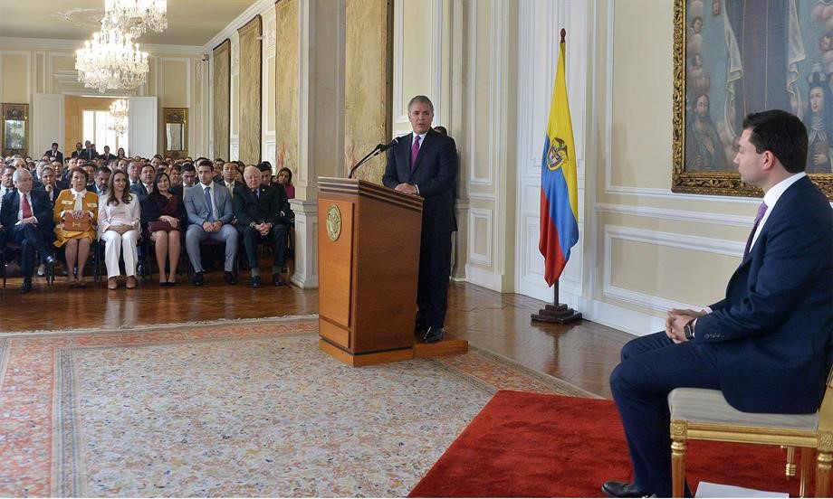 El reto de la Controlaría es el reto que queremos todos los colombianos, derrotar la corrupción: Presidente Duque