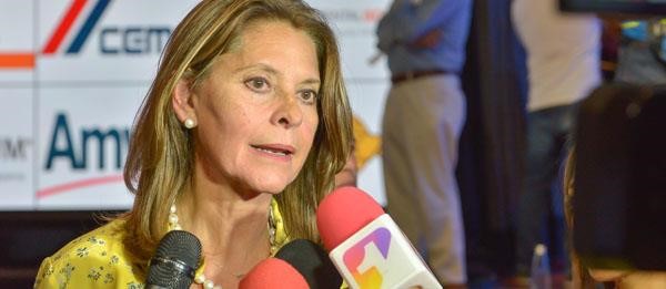 Vicepresidenta solicita a la Procuraduría General y a la Secretaría de Transparencia investigar posible hecho de corrupción en Floridablanca.