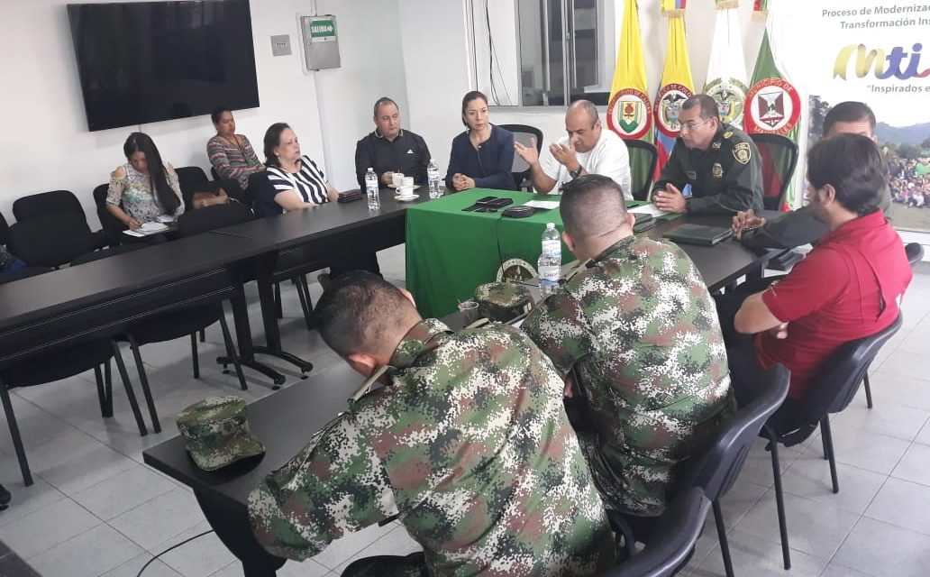 TRAS CONSEJO DE SEGURIDAD EXTRAORDINARIO, AUTORIDADES DEPARTAMENTALES IMPLEMENTAN CUATRO MEDIDAS PARA ESCLARECER EL ASESINATO DE UNA FAMILIA EN RIOSUCIO.