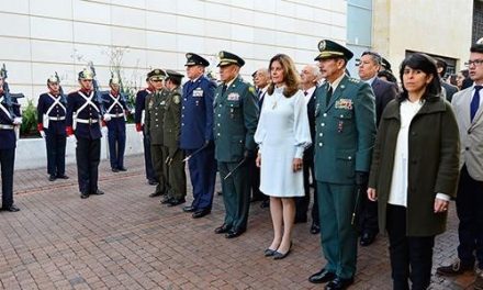 “Ser verdaderos ciudadanos, ese es el único título al que debemos aspirar todos nosotros”: Vicepresidenta